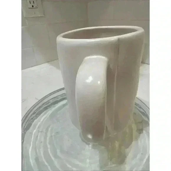 Rae Dunn, Magenta, 20 oz Capacity Collector's Mug "You Can"!! - Picture 4 of 13